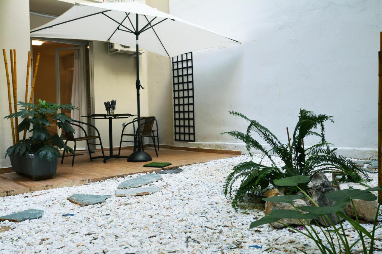 Ferienwohnung Studio Posh With Garden In Kolonaki Athen Exterior foto